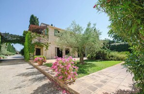 Exterior - Camoin - Mezzanine studio with terrace and park view (ARLES)