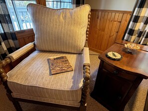 Interior - Rivers Edge Retreat on the Big Thompson River! (Estes Park)