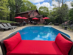 Beheizter Pool