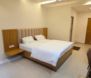 Room - Hotel Venkteshwar (Shorapur)