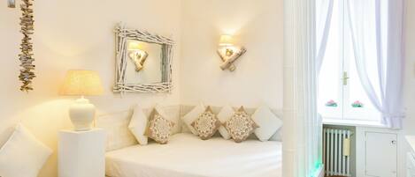 Lejlighed | Privat køkken | Minikøleskab, kogeplade, espressomaskine, elkedel