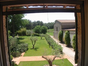 Interior - Gauguin - Bright family apartment with terrace and park view (ARLES)