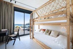 4 bedrooms, iron/ironing board, free WiFi, bed sheets - RDR475 - Exquisite Penthouse with Panoramic Sea views (Estepona)