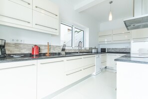 Villa | 3 bedrooms - Villa Valentina by Atlantic Holiday (Ponta do Sol)