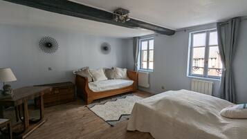 Strykejern/-brett, wi-fi og sengetøy