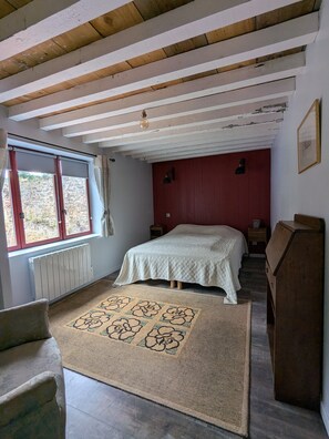 Fer et planche à repasser, Wi-Fi, draps fournis