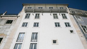 Exterior - Alfama Unique & Romantic Studio by LovelyStay (Lisboa)