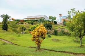 Front of property - Mariebu Beach Apartment  (Boneza)