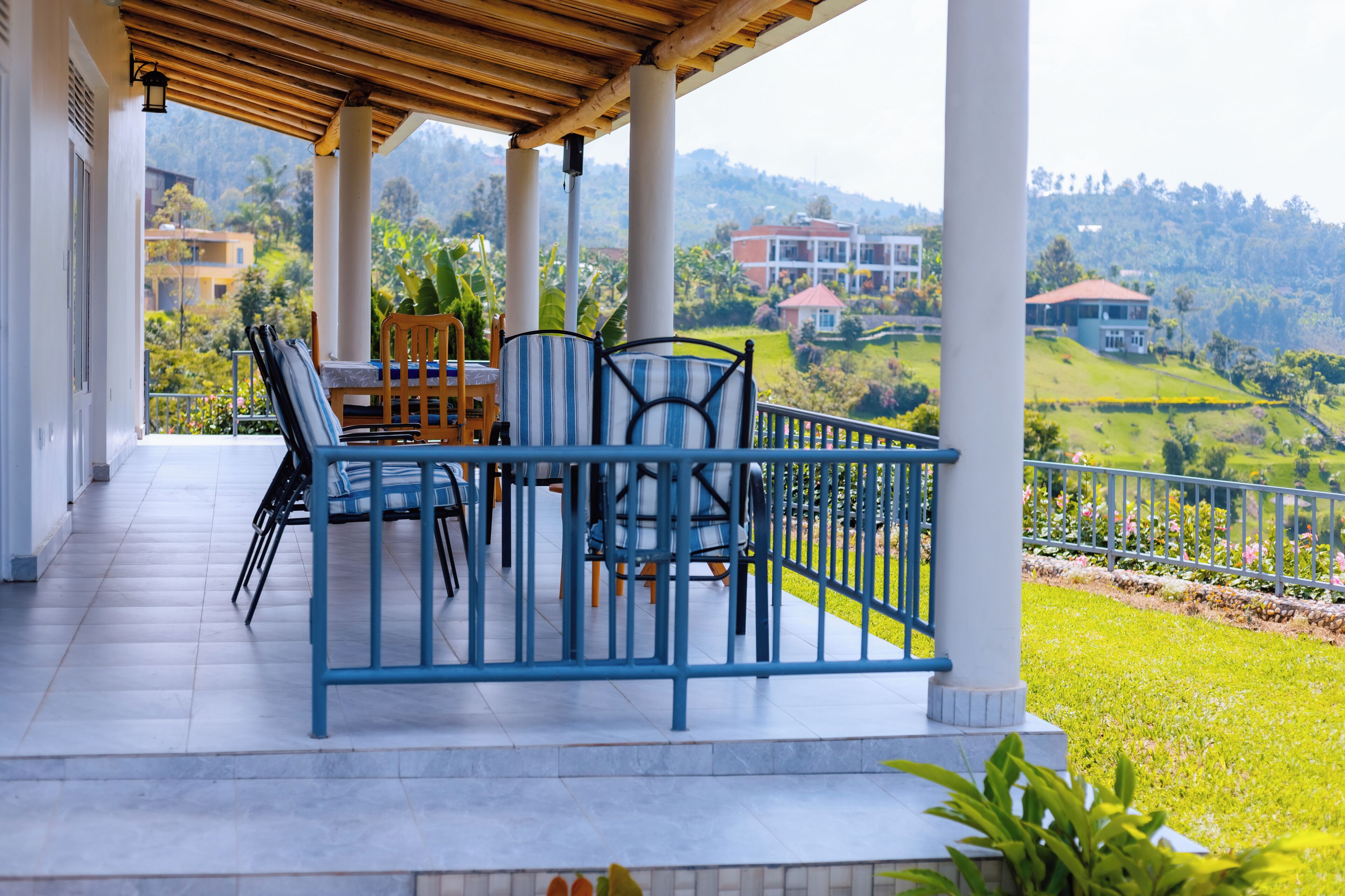 Standard-Doppelzimmer, Seeblick | Terrasse/Patio