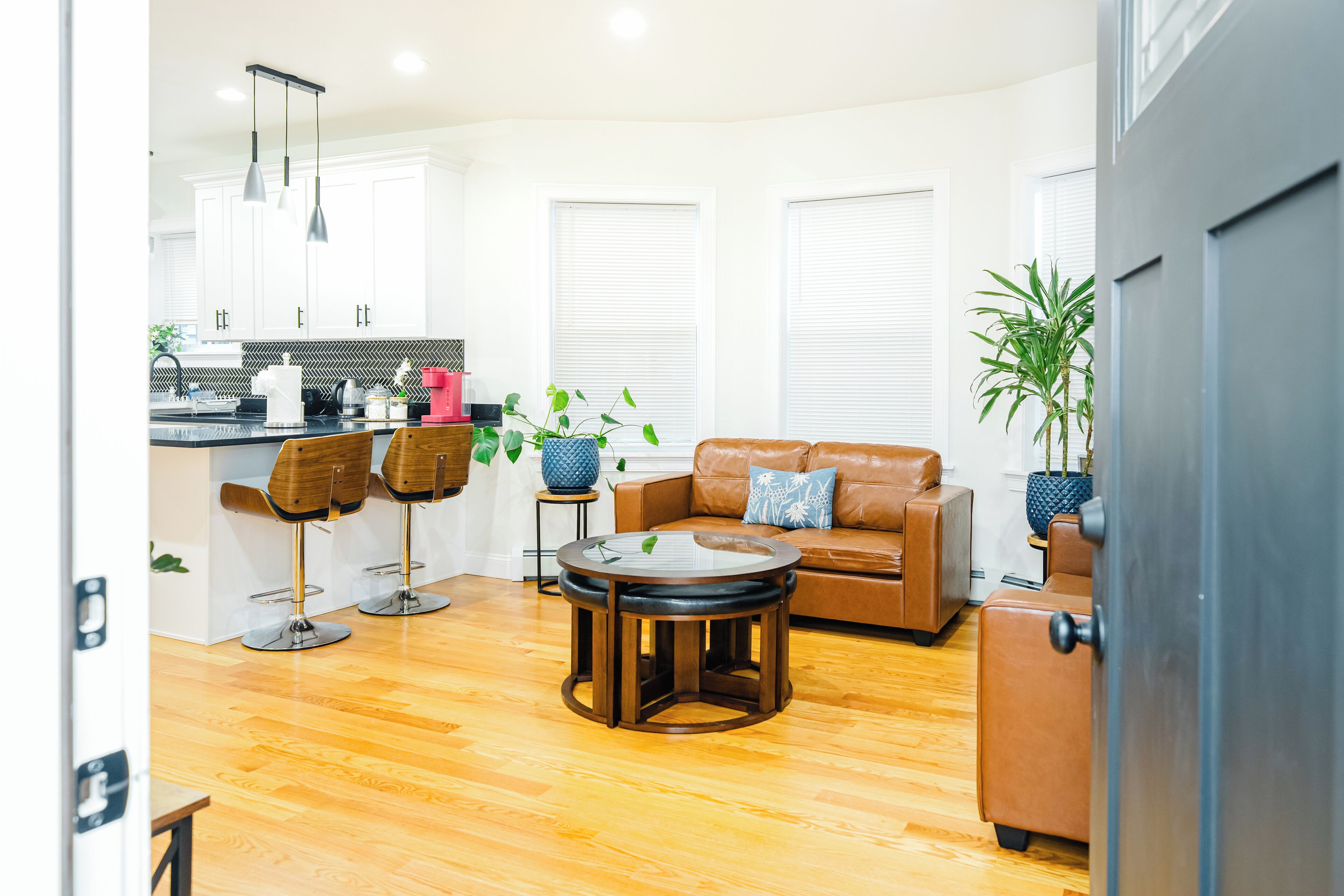 Breezy 4br Worcester Home  Pet-friendly  Summer Fun Near I-290 & Parks 16-3 - ウースター, MA