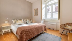 1 sovrum, strykjärn/strykbräda, gratis wi-fi och sängkläder