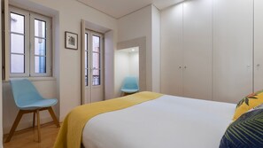 1 bedroom, iron/ironing board, free WiFi, bed sheets - Charming Apartment in Bairro Alto by LovelyStay (Encarnação)