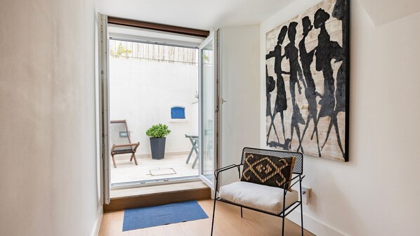 Interior - 1BDR w/ Terrace in Alfama Centre by LovelyStay (Lisboa)