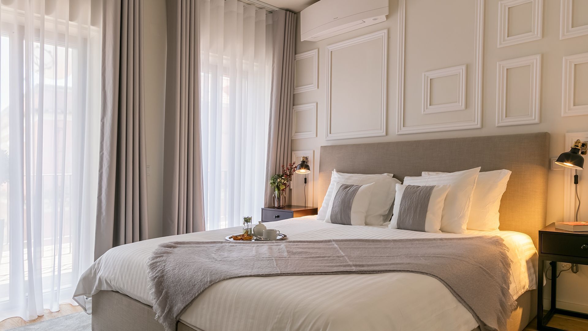 2 bedrooms, iron/ironing board, travel crib, free WiFi