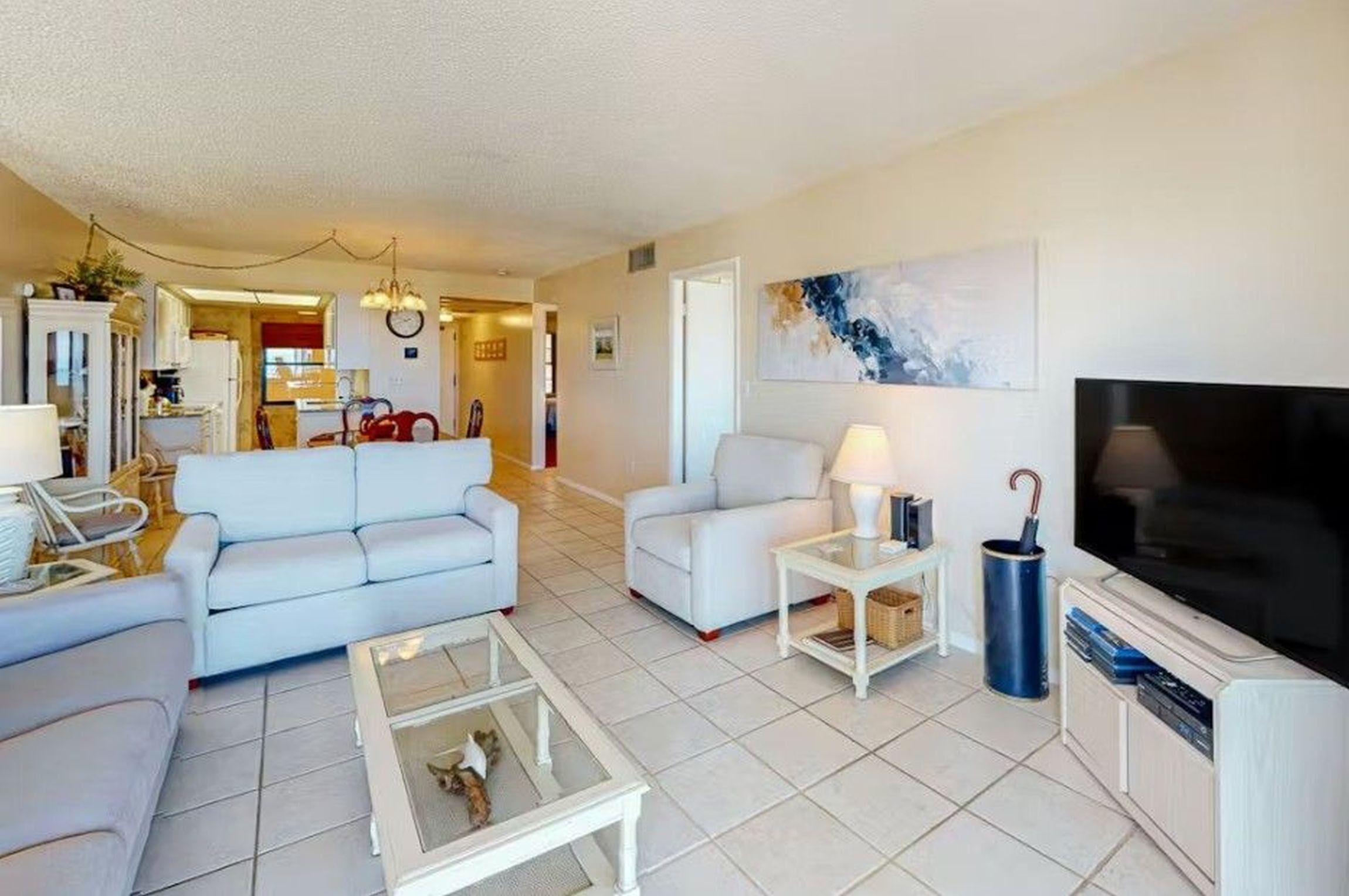 Condo, 1 King Bed with Sofa bed (Madeira Norte 416) | Living area