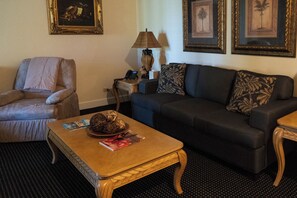 Luxury-Villa, Blick auf den Golfplatz | Wohnbereich