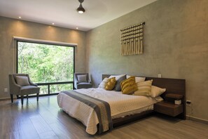 Iron/ironing board, Internet, bed sheets - Exclusive villa in Akumal located in the 7th hole of the PGA certified course (Akumal)