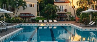 Cap Cove 3BR Villa • Pool • 24/7 Security • Beach Access