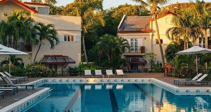 Cap Cove 3BR Villa âą Pool âą 24/7 Security âą Beach Access