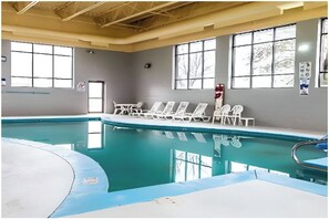 Innenpool, beheizter Pool