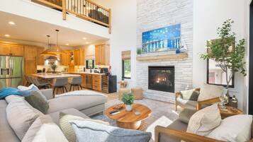 House (5 Bedrooms) | Property amenity