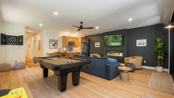 House (5 Bedrooms) | Property amenity