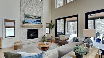 House (5 Bedrooms) | Property amenity