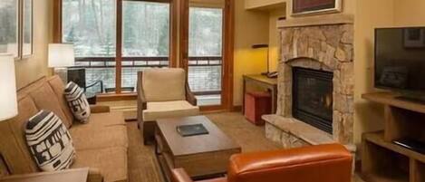 TV, fireplace