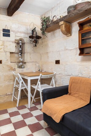 Townhome, Sea View | In-room dining - Traditional Townhouse - Rooftop Terrace (Senglea)