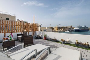 Casa geminada, vista para o mar | Terraço/pátio