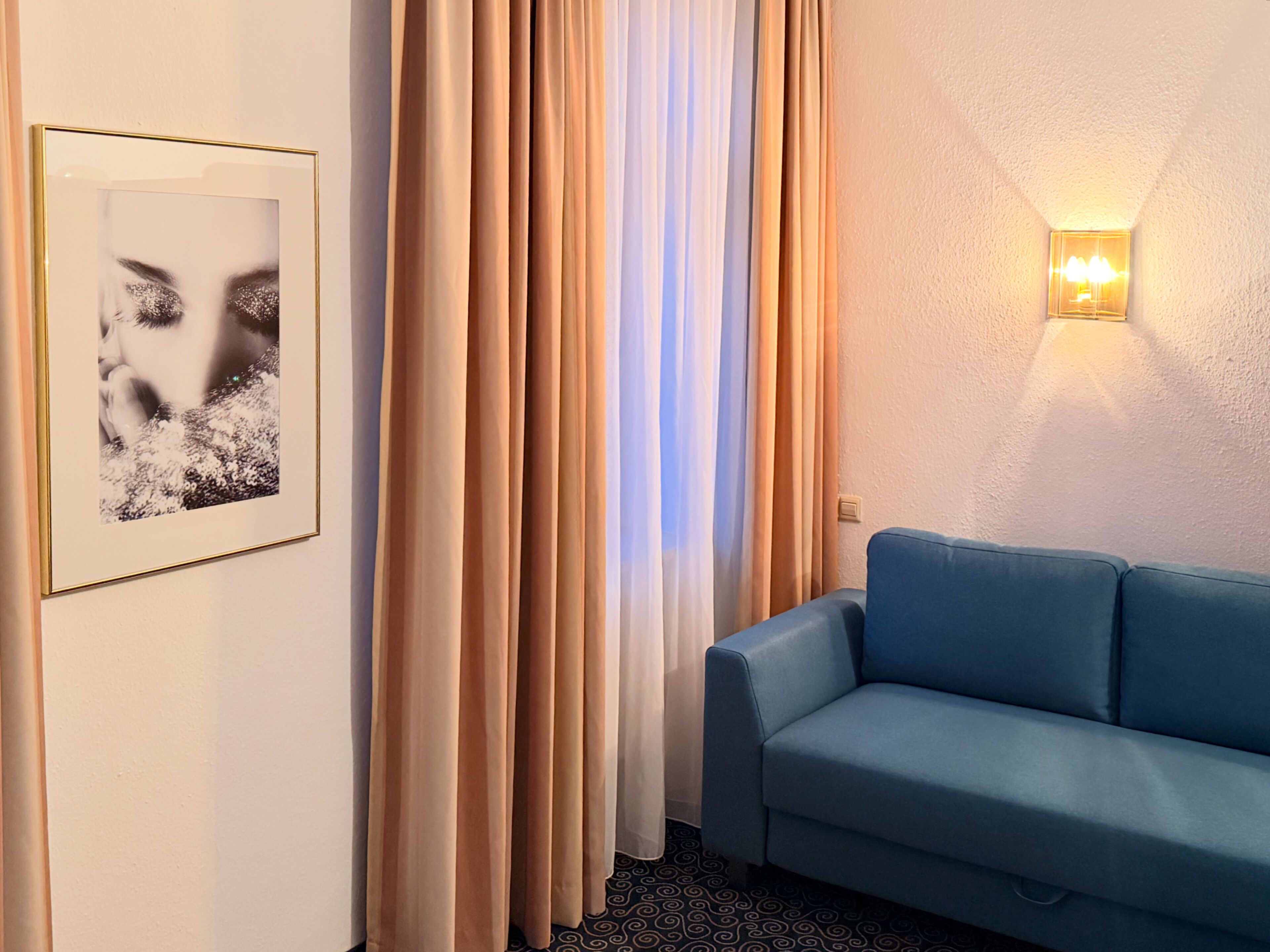 Deluxe-Studiosuite, Balkon, Stadtblick | Kostenloses WLAN