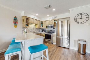 Condo, Multiple Beds (Seacove 8H- Southern Charm on the Gul) | Private kitchen - Seacove 8H- Southern Charm on the Gulf (Miramar Beach)