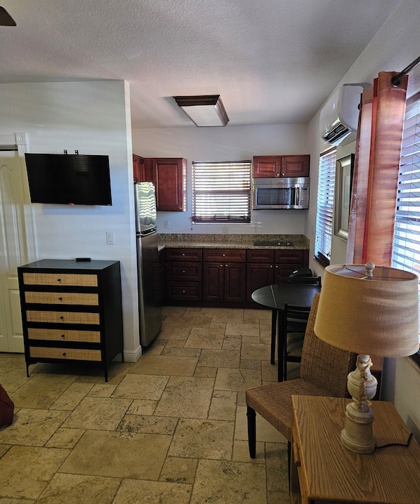 Interior - 110 Signature Single Room in waterfront hotel in Singer Island, FL (Riviera Beach)