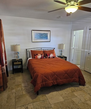 1 bedroom, free WiFi, bed sheets - 110 Signature Single Room in waterfront hotel in Singer Island, FL (Riviera Beach)