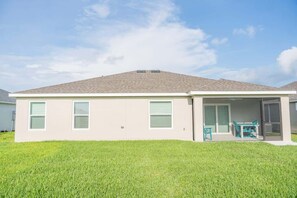 Exterior - Brand New Designer Home!- 5 minutes from East Port (Sumterville)