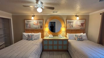 Apartment, 2 Double Beds, Mobility Accessible, Beachside | Desk, laptop workspace, bed sheets