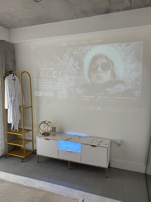 Interior - Modern Luxe 2BR Escape, City Views, 1 stop to NYC, 10 min to EWR & MetLife (Newark)