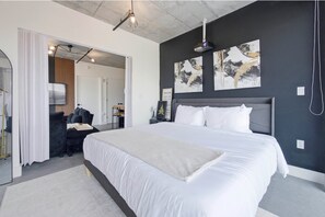 2 chambres, fer et planche Ă repasser, draps fournis
