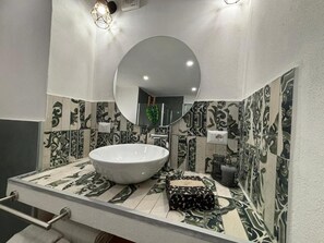 Bathroom - Elegant urban dwelling in Catania- station area (Catania)