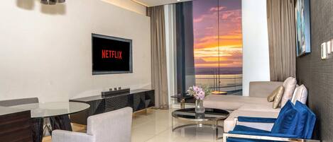 Economy Suite | In-room safe, blackout curtains, soundproofing