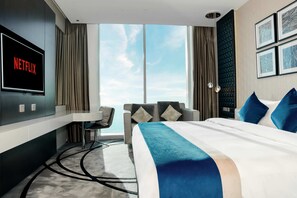 Basic Studio Suite, City View | In-room safe, blackout drapes, soundproofing - Damac Premier Living By Khawaled First (Riyadh)