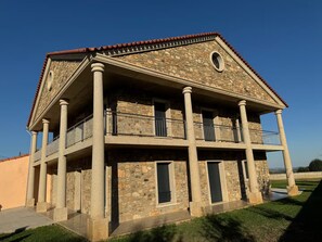 Exterior - Grande Maison - União das Freguesias de Parada e Faílde, Portugal (parada braganca)
