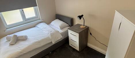 Strykejern/-brett, wi-fi og sengetøy