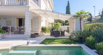 Luxury Lake Front Catullo A1