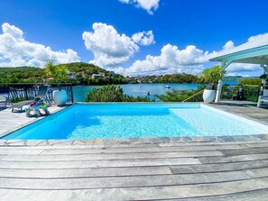 Pool - Corail (Le Robert)
