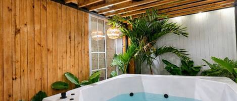 Chalet | Interior