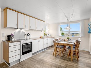Fridge, microwave, dishwasher, cookware/dishes/utensils - "Hanne" - 750m from the sea by Interhome (Fanø)
