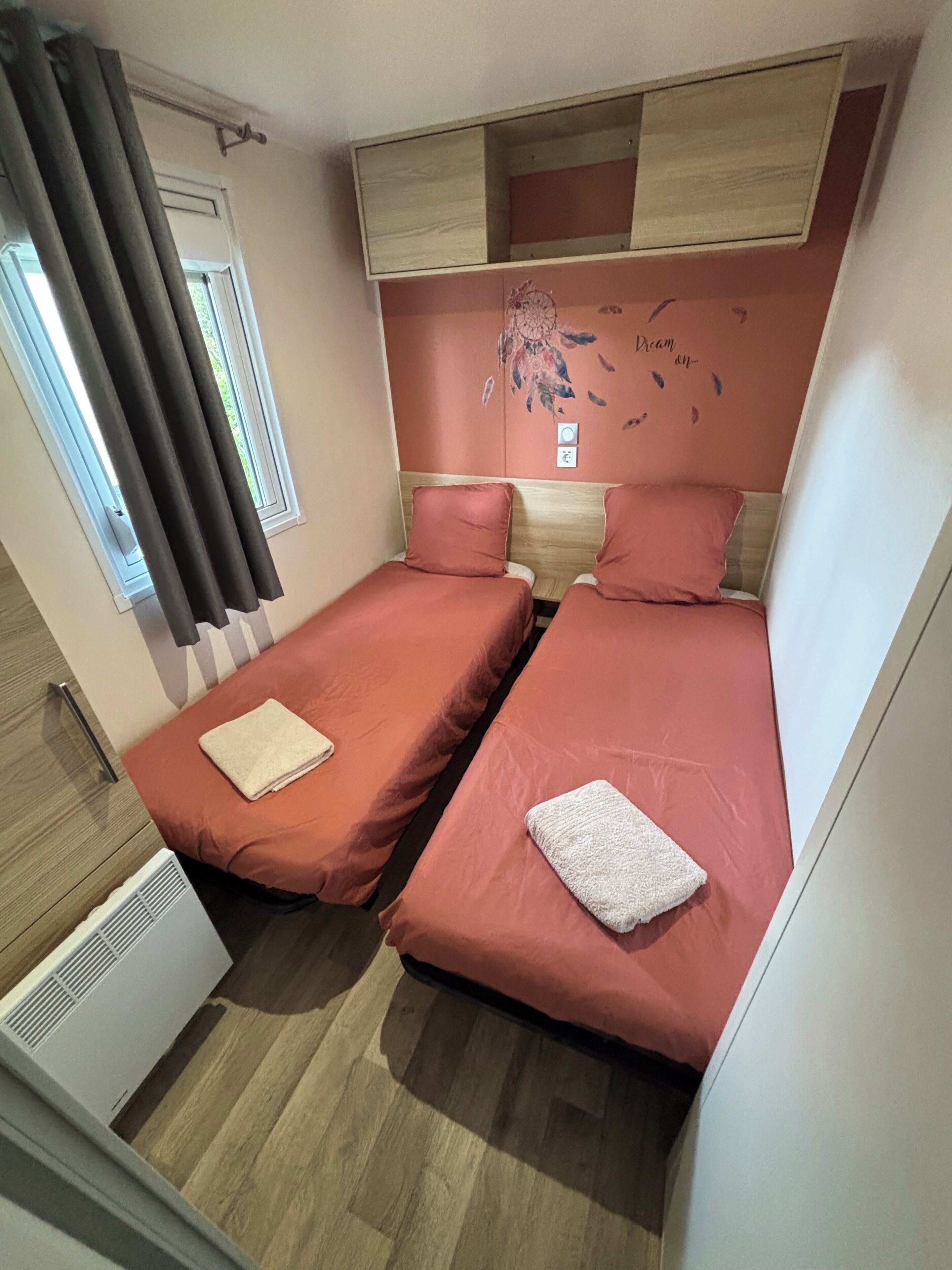 3 chambres, lit parapluie, Wi-Fi gratuit, draps fournis
