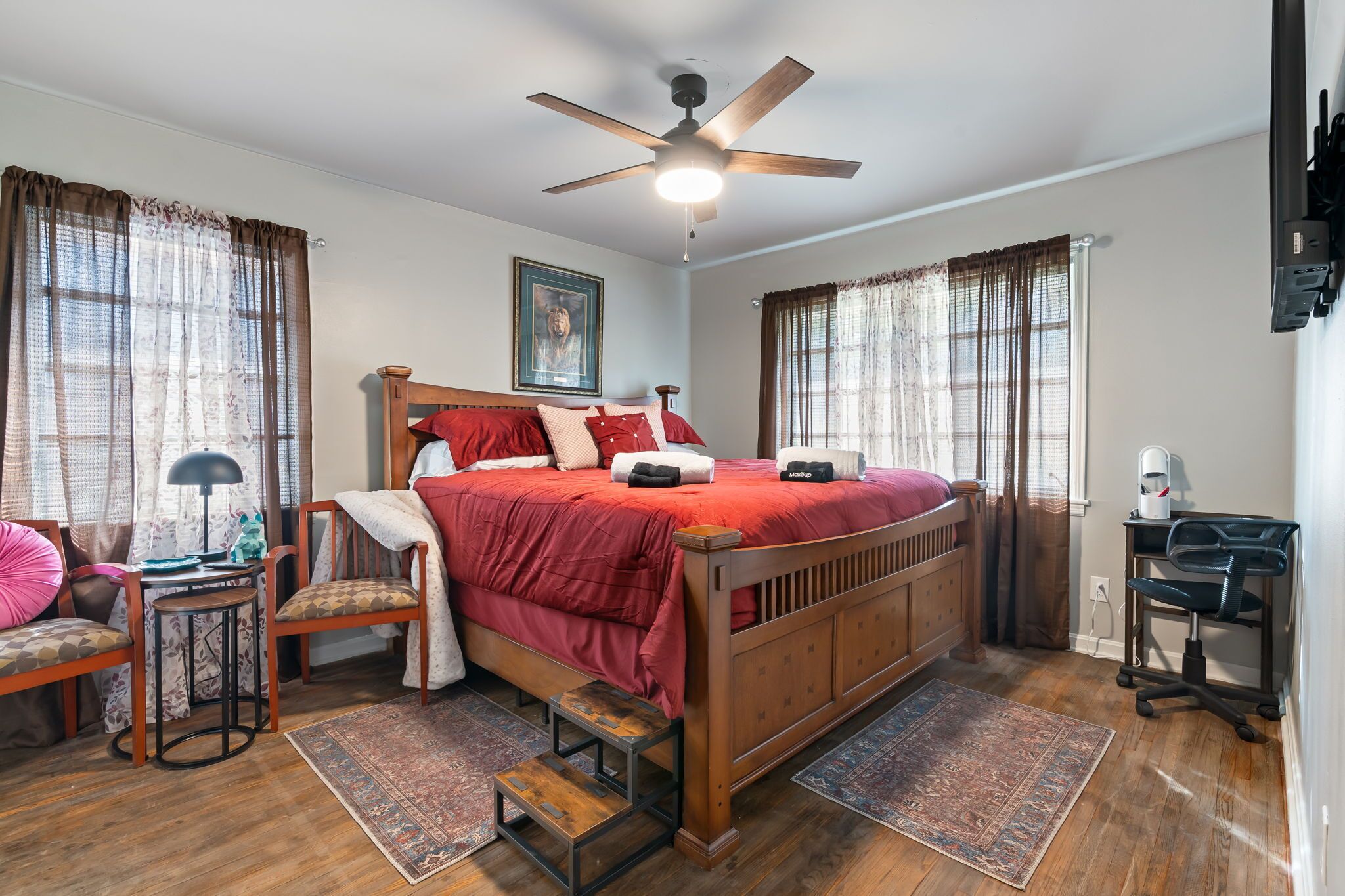 熨斗/熨衫板、Wi-Fi、床單