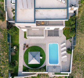 Exterior - Seaview Villa Judita with pool in quiet area near the center of Split (Mravince)